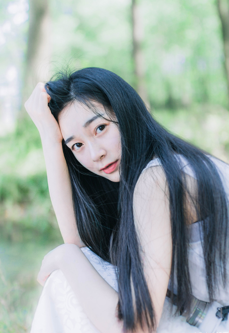至于粮草辎重想从栈道上过去，只能靠背的，车马就别想了。